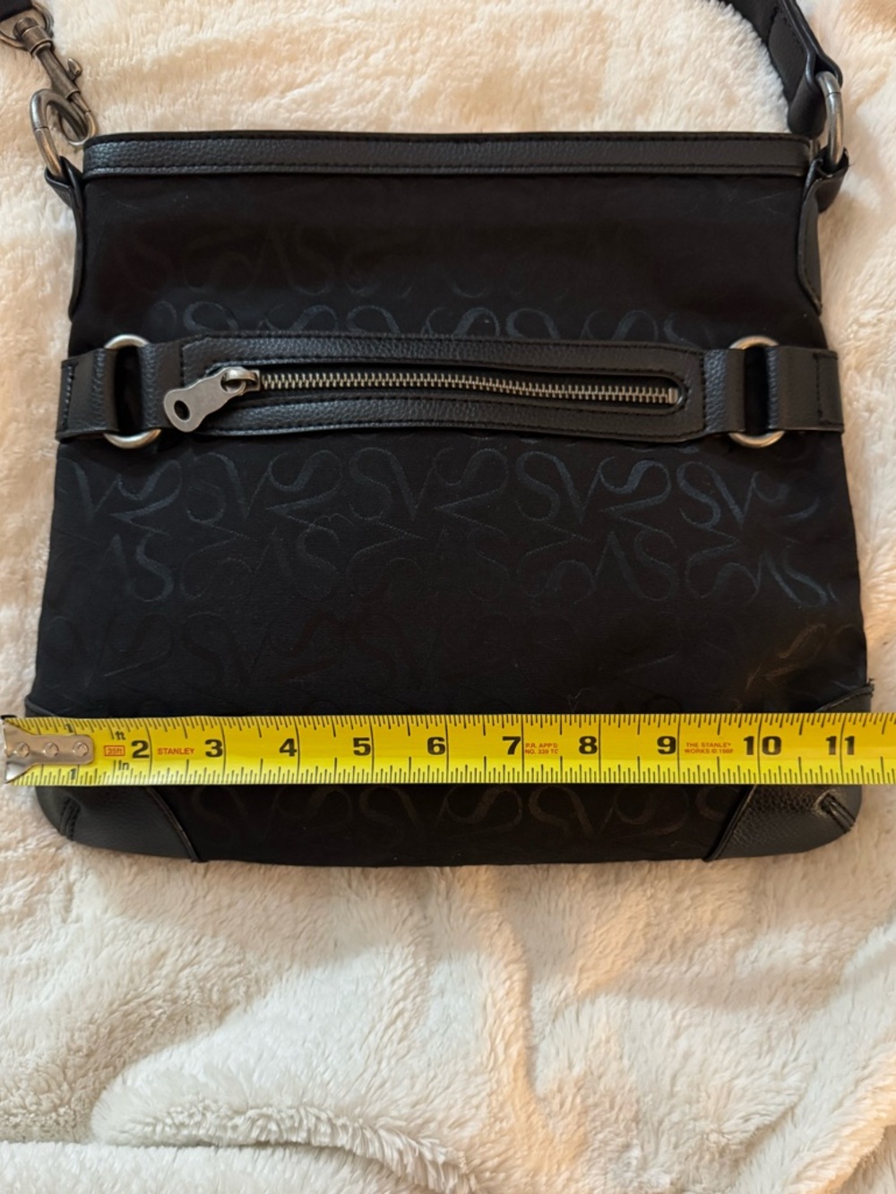 Simply Vera Vera Wang Black Nylon Crossbody Bag Logo Print Adjustable Strap - Picture 14 of 14